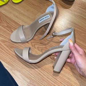 Steven Madden Nude Heels